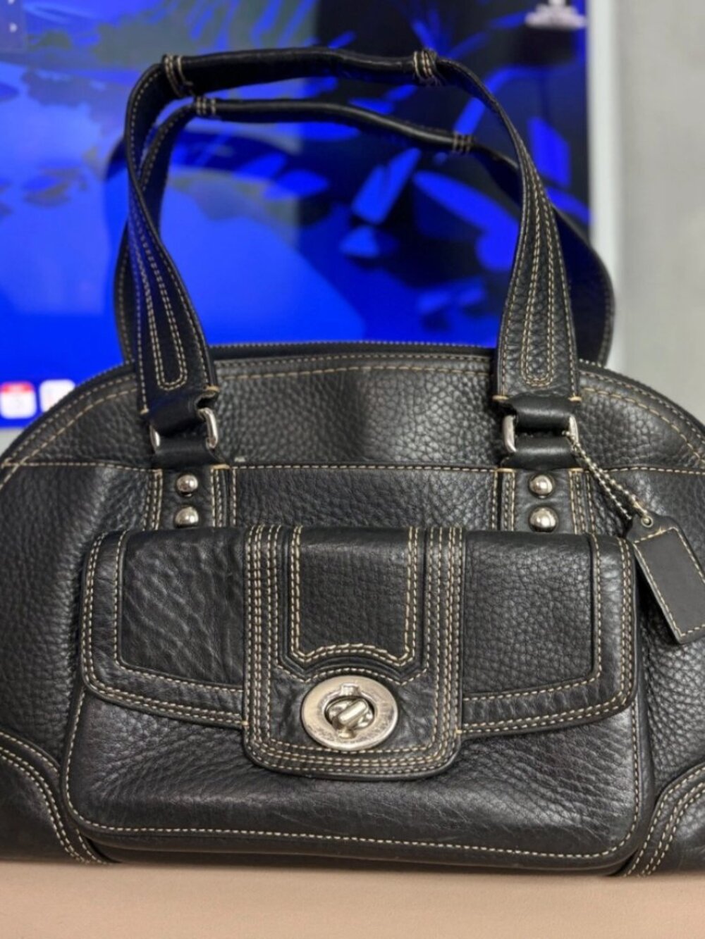 Coach Chelsea Pebbled Leather Satchel Black Bag Turnlock Front Pocket - Picture 2 of 10